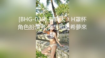 ★☆高端泄密☆★九头身一线天白虎嫩逼，网红脸夜店女王【六月】福利私拍，各种发骚户外露出大道具紫薇，诱惑十足，满满撸点