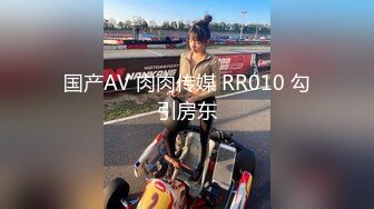 大哥吃肉小弟连汤没得喝 你有病啊 滾 我看我大哥没看你 妹子这眼神要杀人