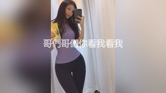 服装商城女厕偷拍多位年轻嫩妹的小黑鲍 (6)