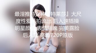 甜美呆萌00后妹妹！新人刚下海！脱光光贫乳嫩穴，玻璃黄瓜插穴，猛捅插出大姨妈