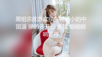 两个纹身骚女互相舌吻，吃对方口水吃到饱，舌尖伸进屁眼里面舔