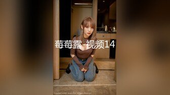 《跨年重磅女神精品》露脸才是王道！颜值巅峰白富美推特网红【龙猫夫妇】最新私拍，露出百合野战紫薇啪啪，阴环全身纹野 (3)